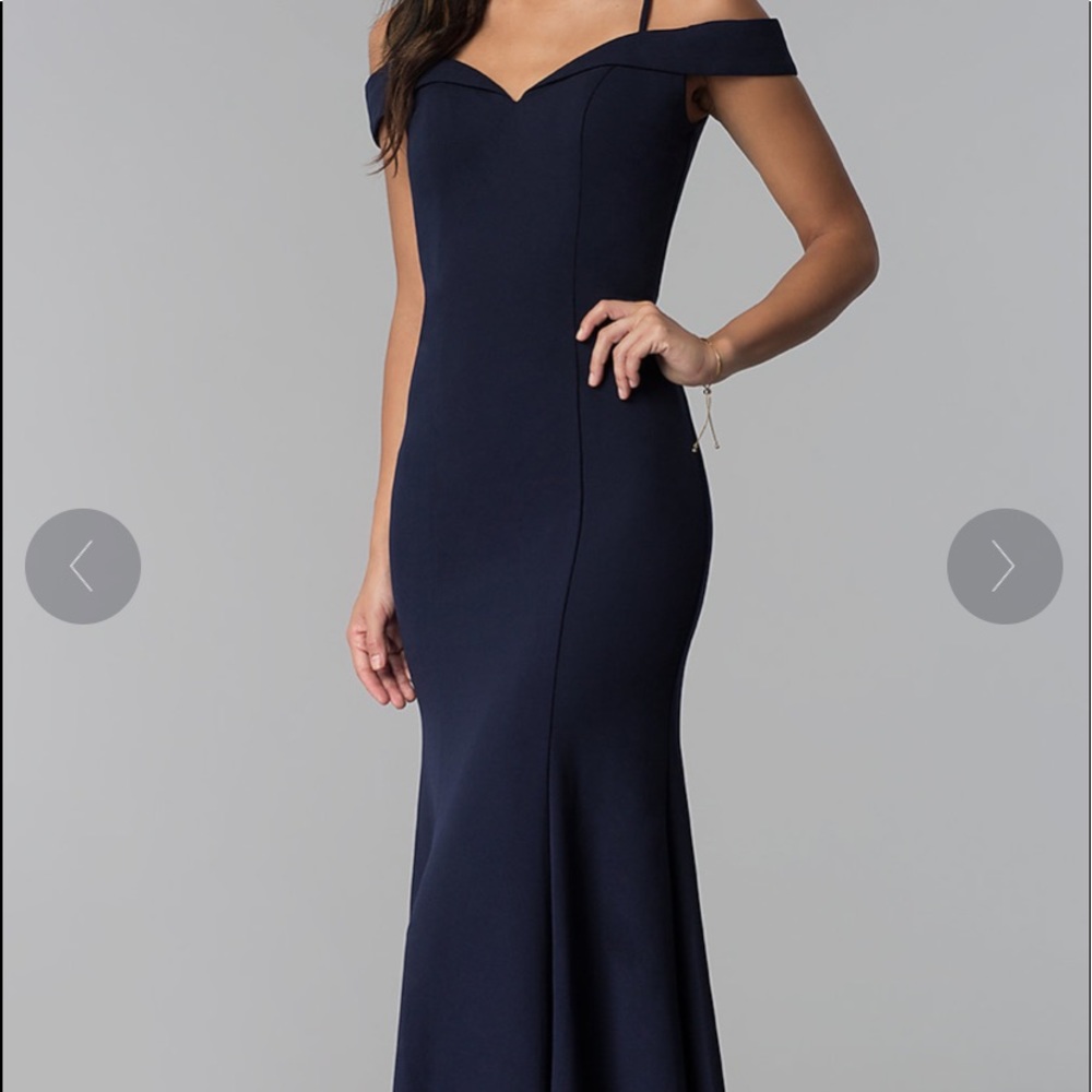 Long bridesmaid/ formal dress